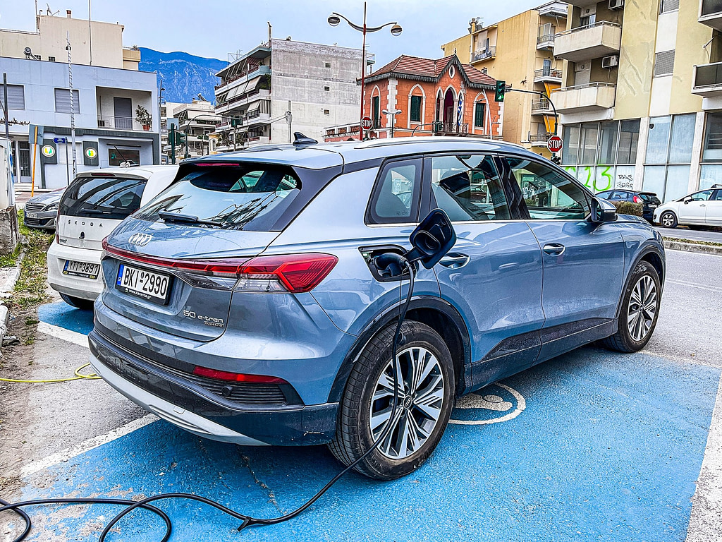 Electric-family-cars-charging